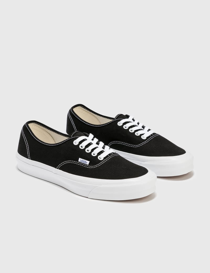 vans authentic 138 black white