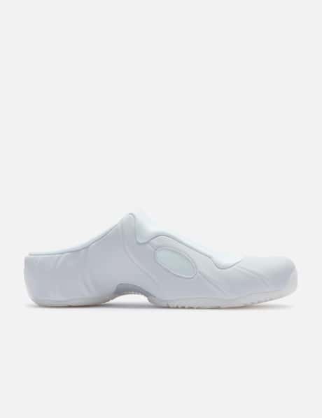 Clogposite view 8