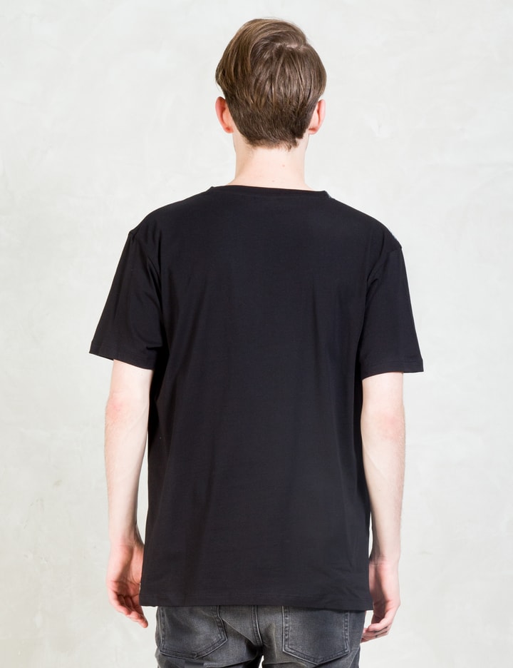 Recoleta T-shirt Placeholder Image