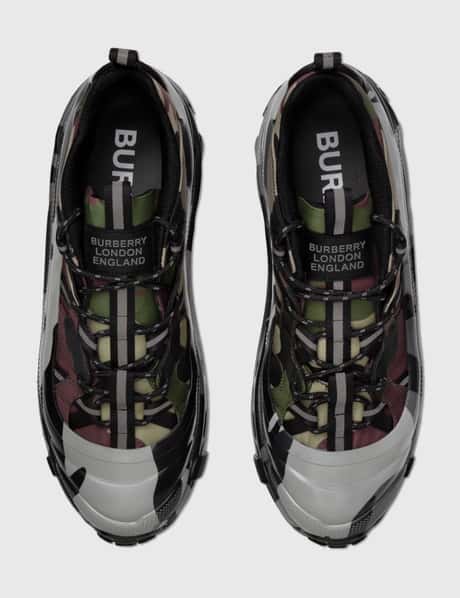 Burberry Camouflage Athletic Shoes - Black, Green, Gray Burberry Green Camo Logo Print Sneakers Burberry main image 4