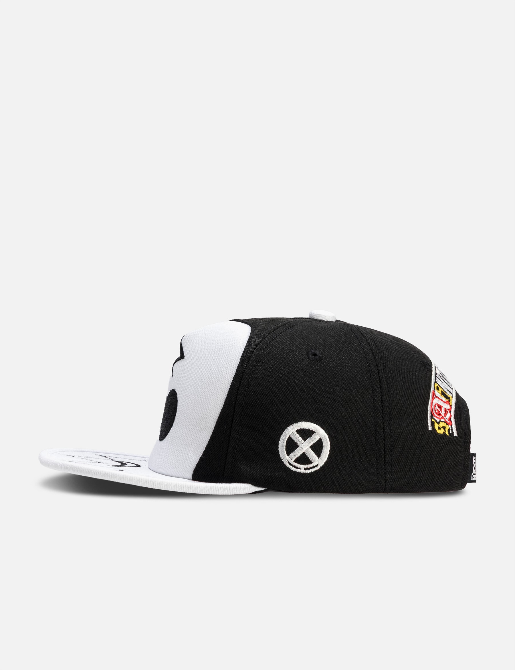 × BOUNTY HUNTER Skull Kun Cap view 17