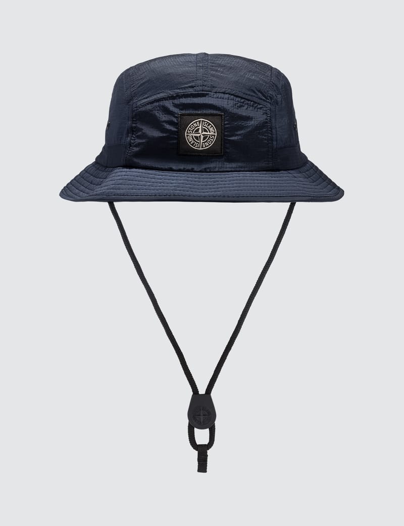 beret stone island