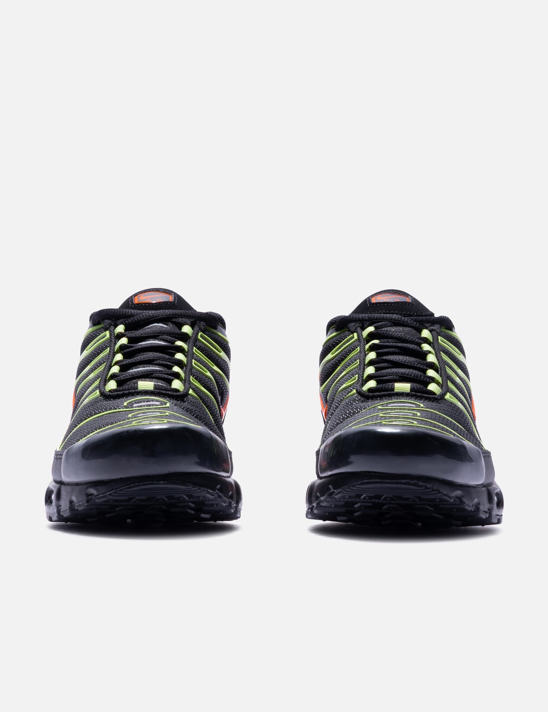 Air Max Plus view 8