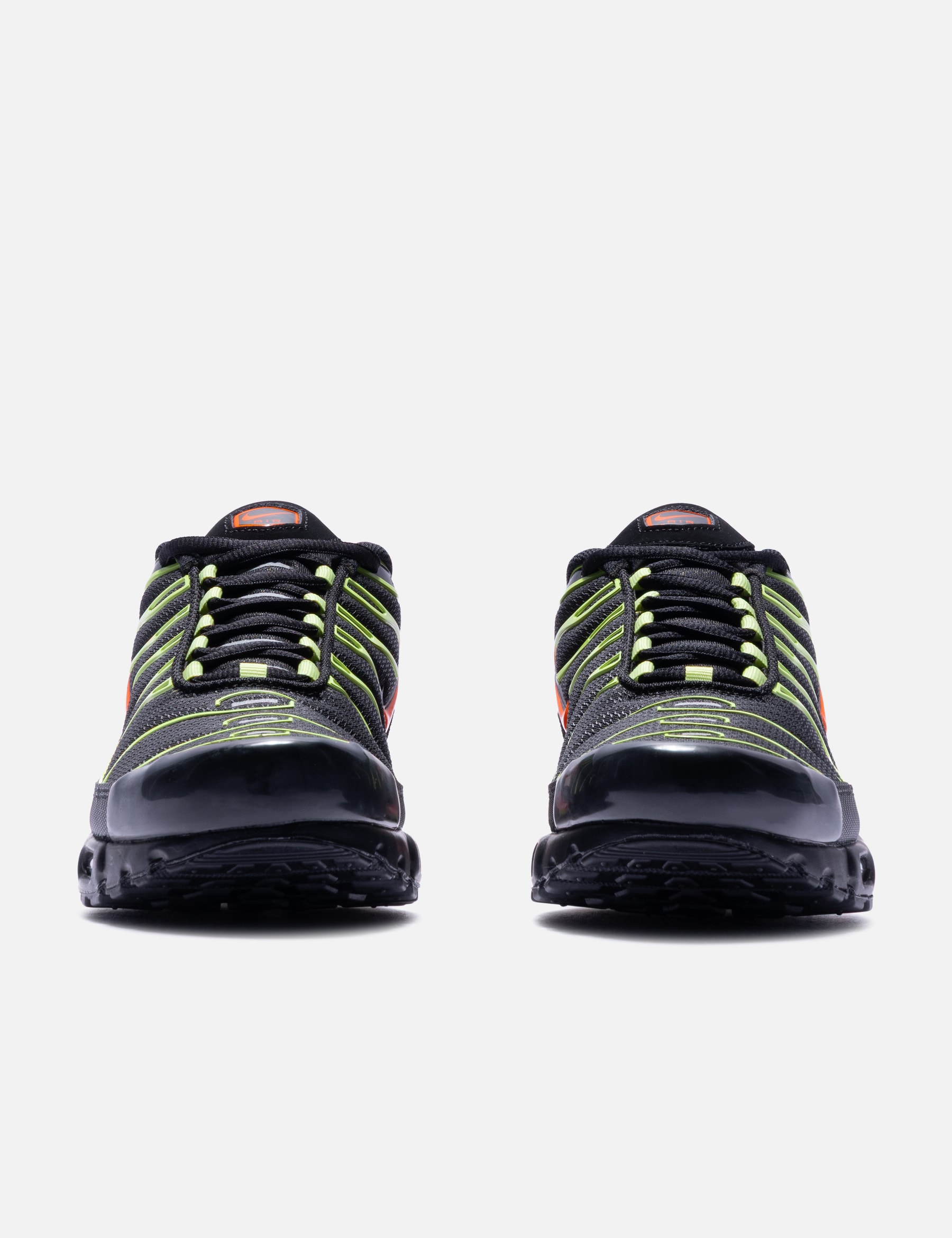 Air Max Plus view 14