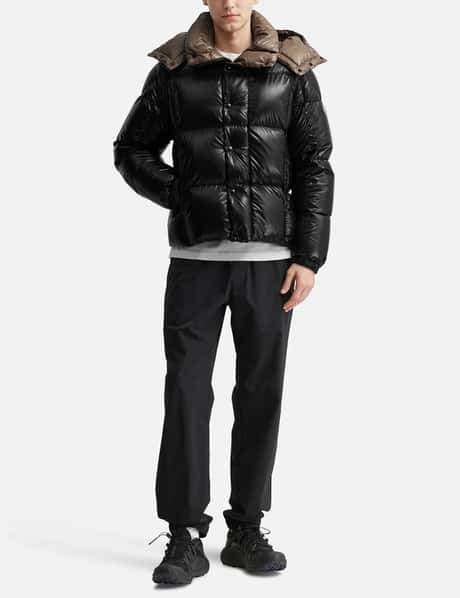 Moncler Parana Hooded Short Down Jacket - 軽量ナイロンラケの光沢 