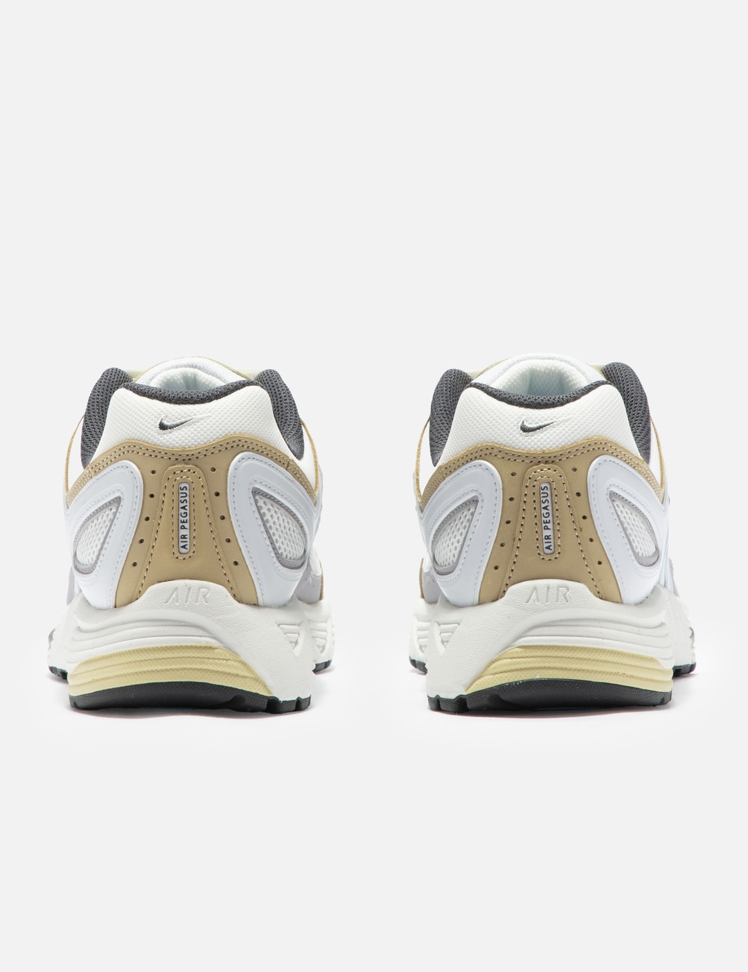 AIR PEGASUS 2005 view 10
