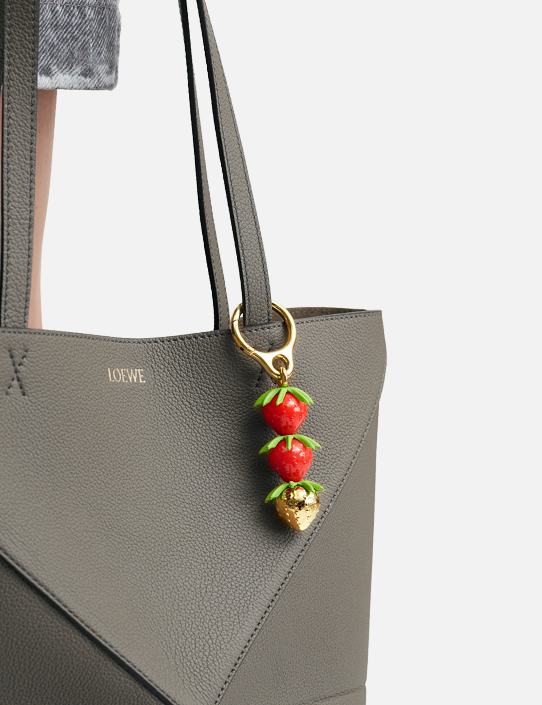Strawberry Charm view 12