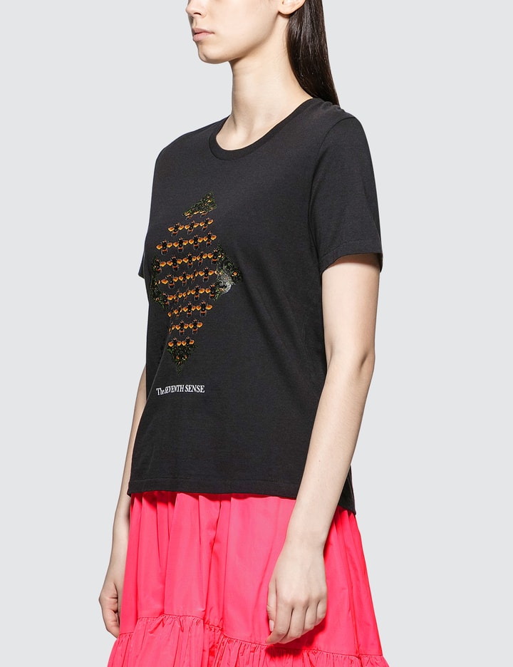 Bee Print T-shirt Placeholder Image