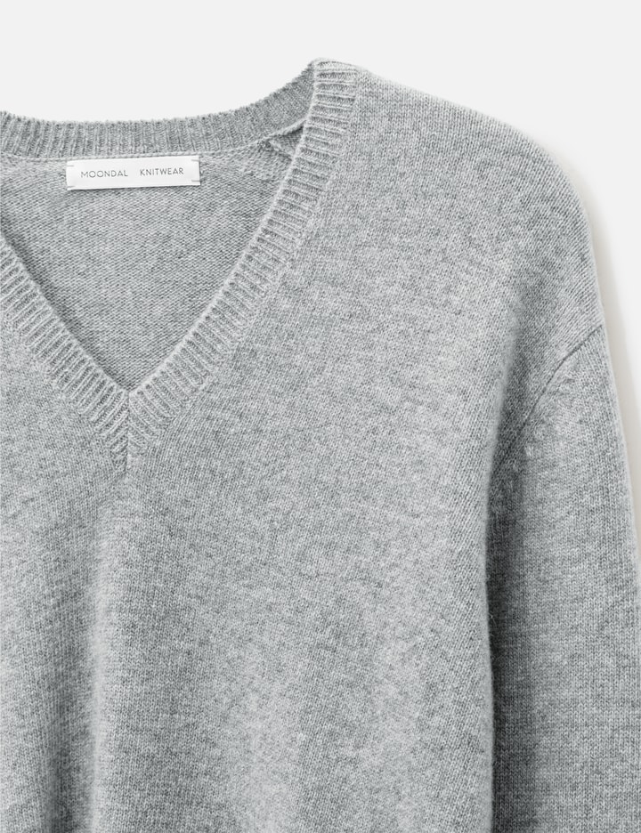 Moondal 15 Deep V-Neck Knit In Gray
