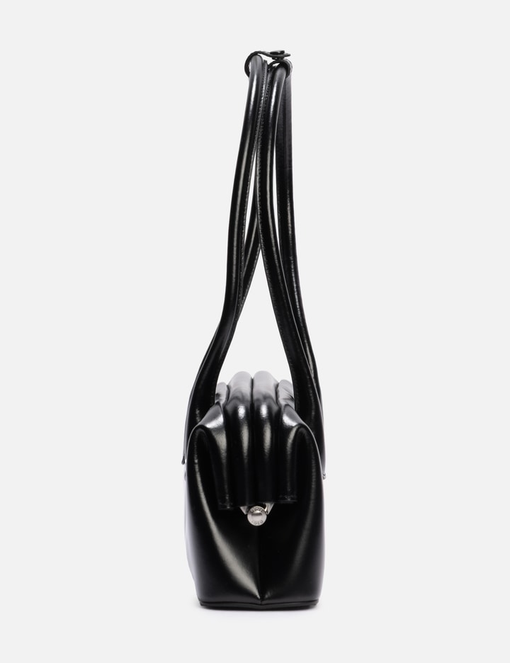 Osoi Boat Wide Mini Black Shoulder Bag With Round Handles And Logo Lettering On The Front In Leather Woma In Black