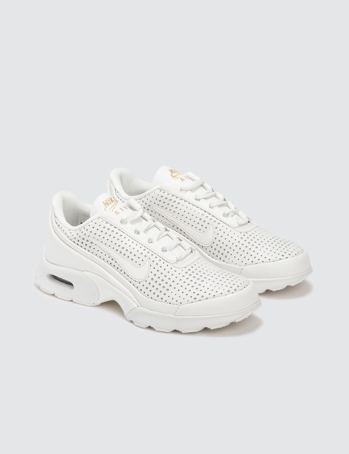 W Air Max Jewell SE PRM Placeholder Image