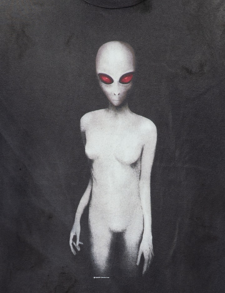 Alien Short Shirt T-shirt Placeholder Image