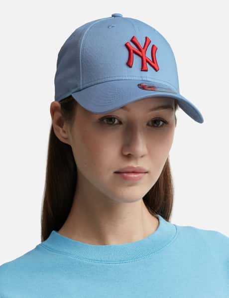 New Era Curved Brim 9FORTY League Essential New York Yankees MLB Light Blue  Adjustable Cap