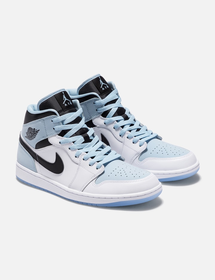 Air Jordan 1 Mid SE Placeholder Image