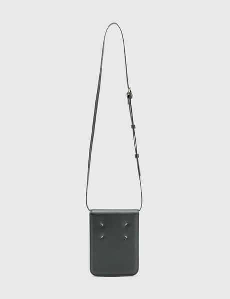 Maison Margiela - グレイン レザー クロスボディ | HBX - ハイプ 