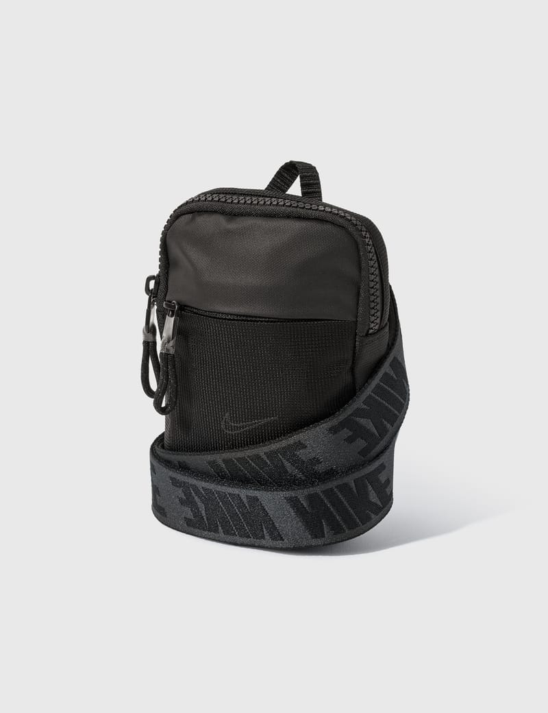 shoulder bag nike sportswear essentials hip pack