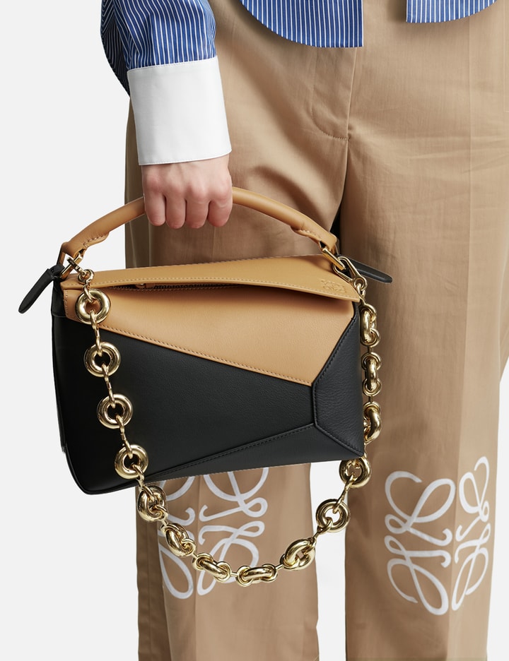 Donut Chain Bag Charm in Gold - Loewe