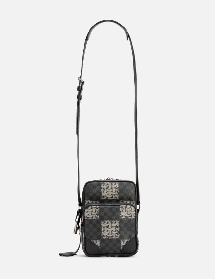 Louis Vuitton Christopher Nemeth Amazon Shoulder Bag - Black shoulder bag in excellent condition