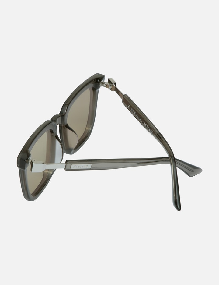 KC9121X SUNGLASSES Placeholder Image