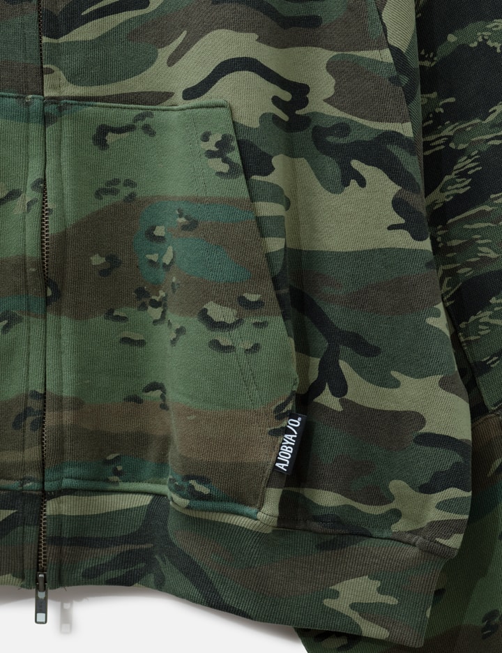 AJOBYAJO Cropped Mixed Camo Zip-Up Hoodie