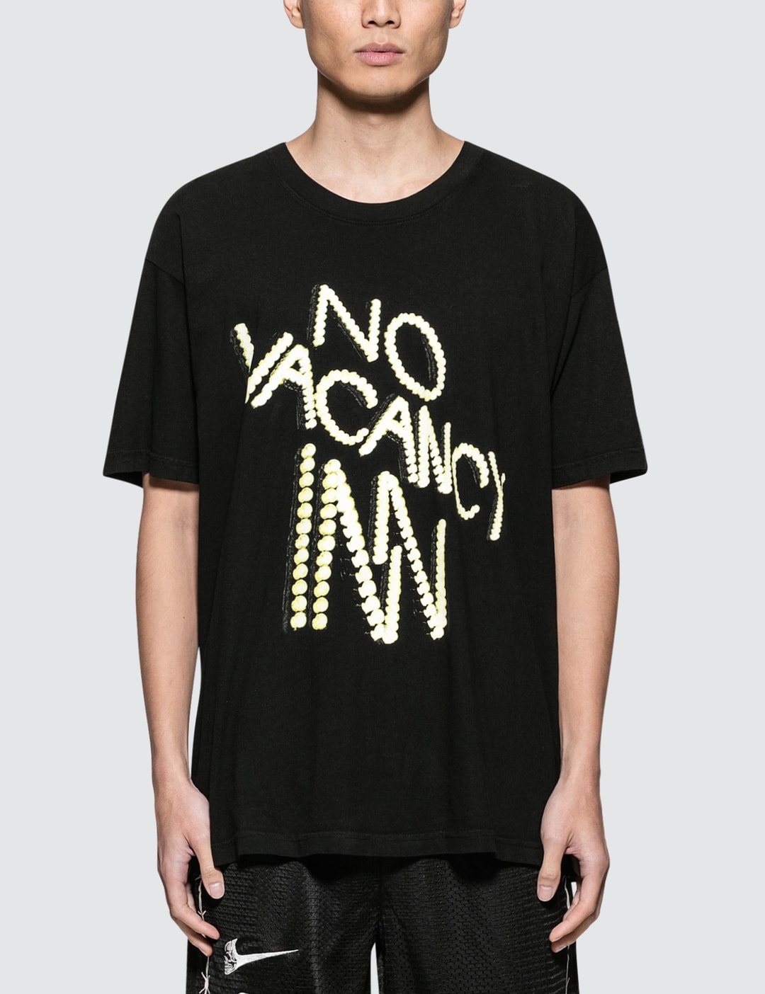 No Vacancy Inn Jazz S S T Shirt Hbx ハイプビースト Hypebeast が厳選したグローバルファッション ライフスタイル