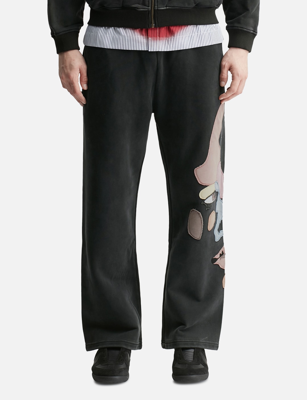 Side Eye Face Sweats view 11