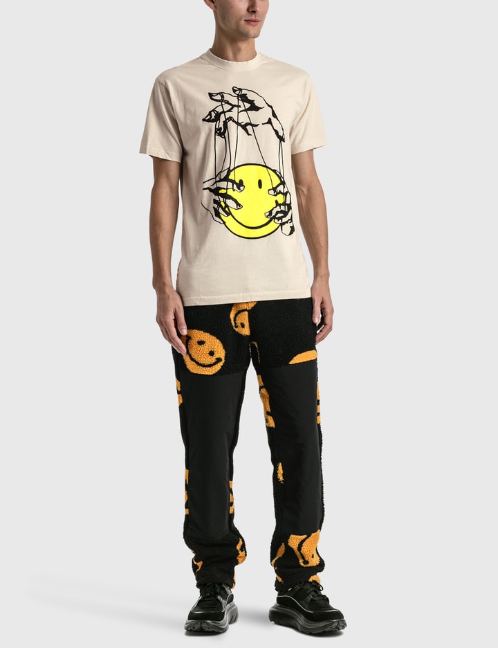 Smiley Marionnette T-shirt Placeholder Image