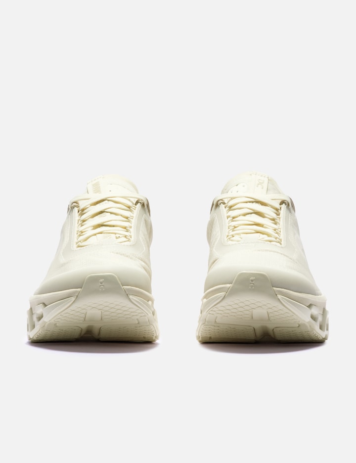 On Invincible Cloudmster 2 In White