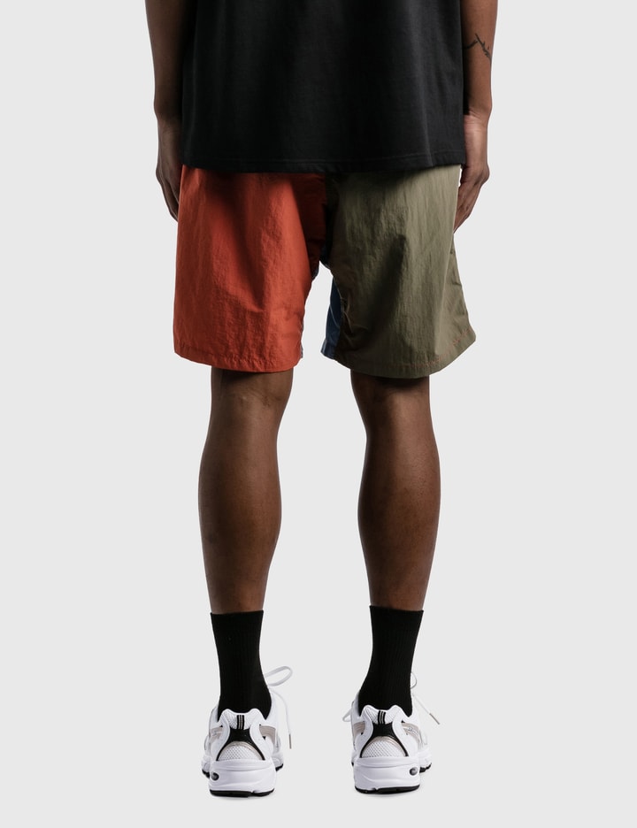 쉘 패커블 쇼츠 Placeholder Image