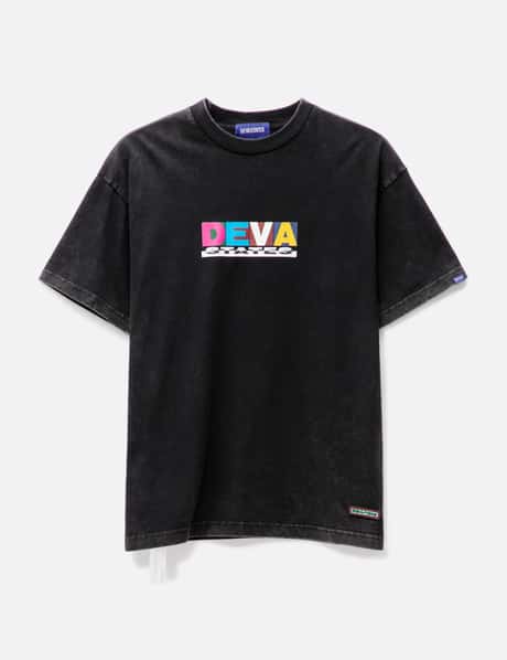 DEVÁ STATES ストンパー Tシャツ