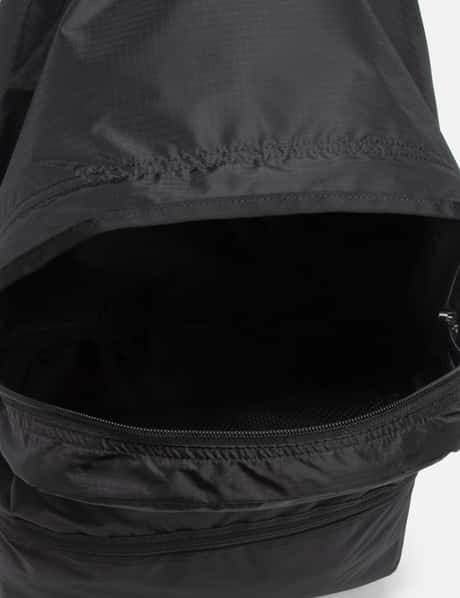 UL Daypack view 16