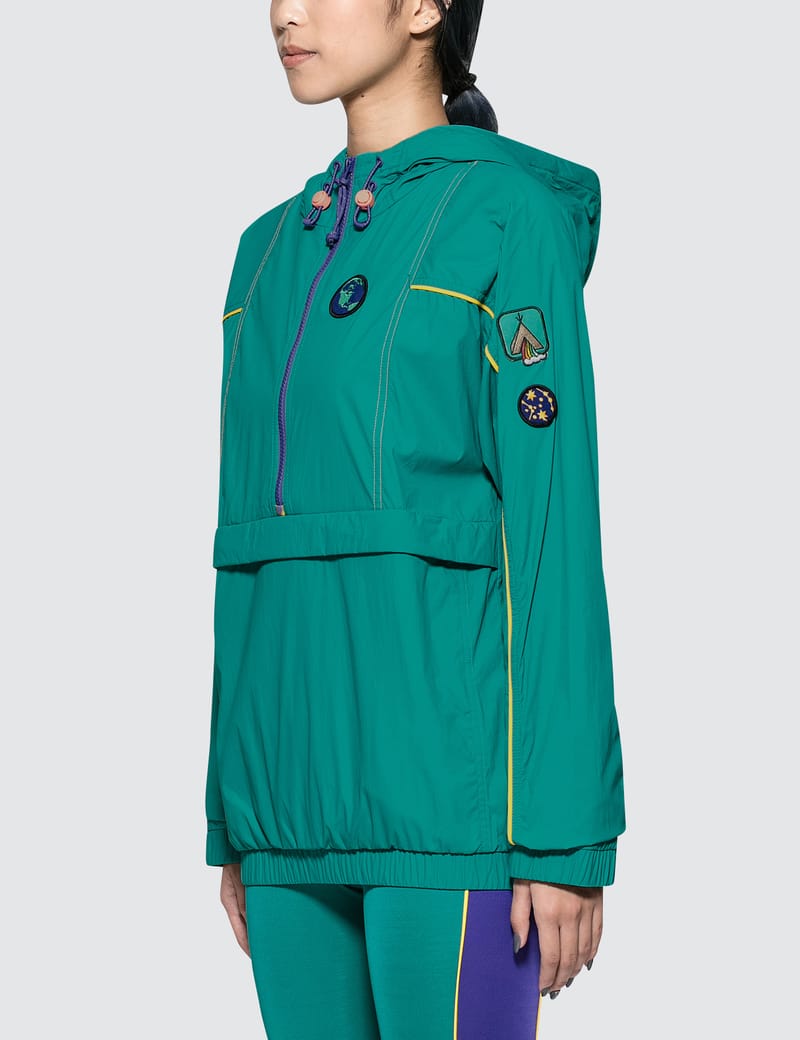 pharrell williams hu hiking