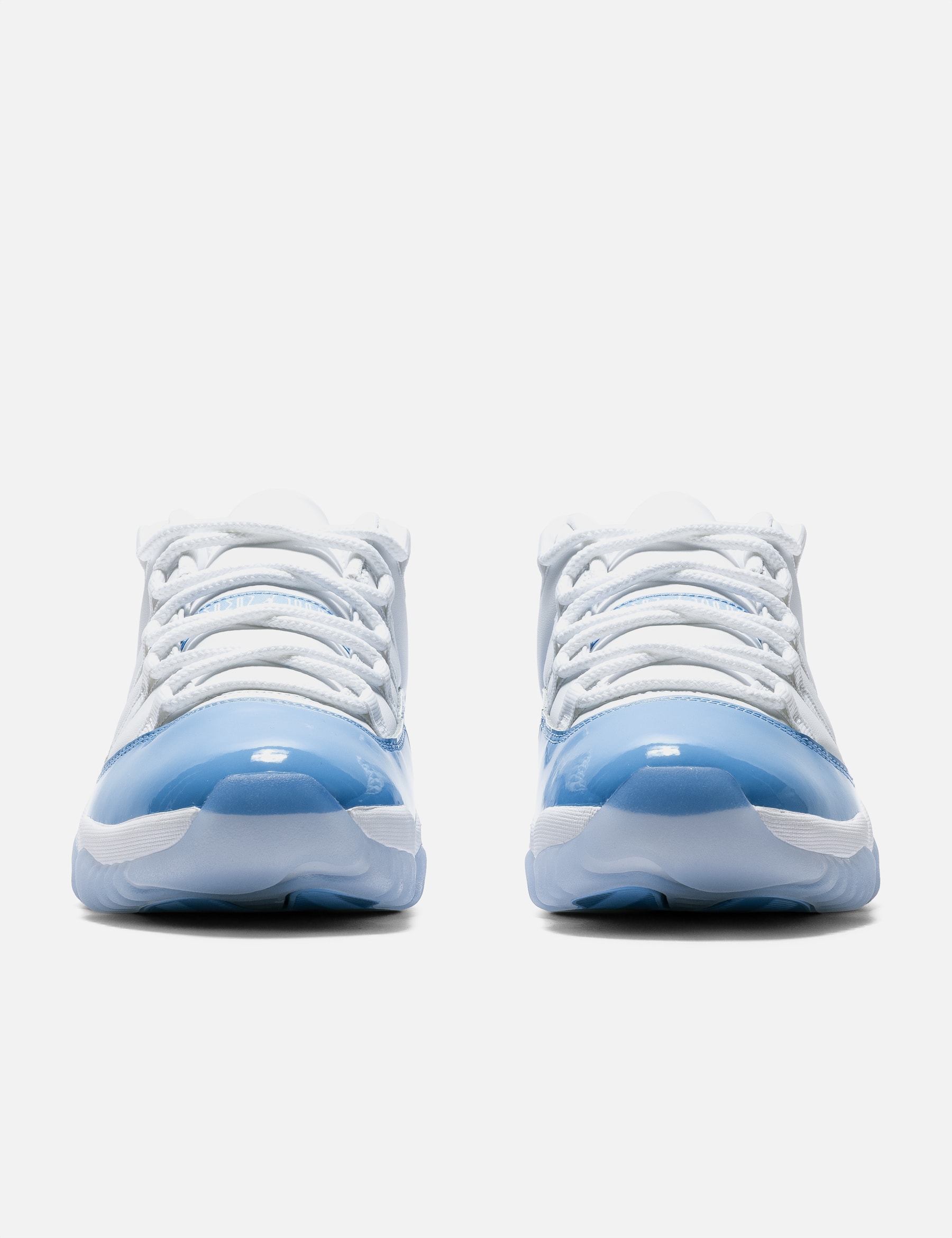 Air Jordan 11 Retro Low view 14