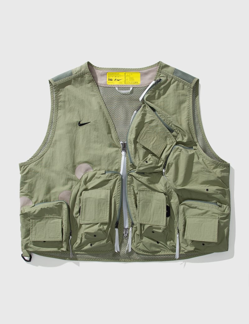 utility vest nike