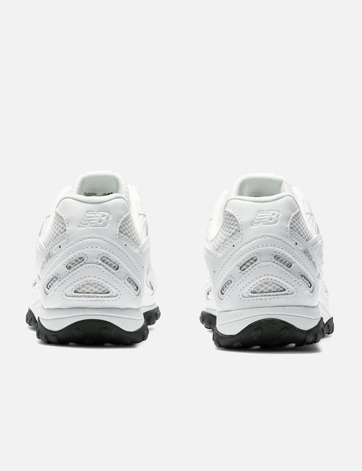 New Balance 204L