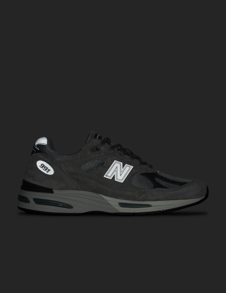 Made in UK 991v2 Placeholder Image