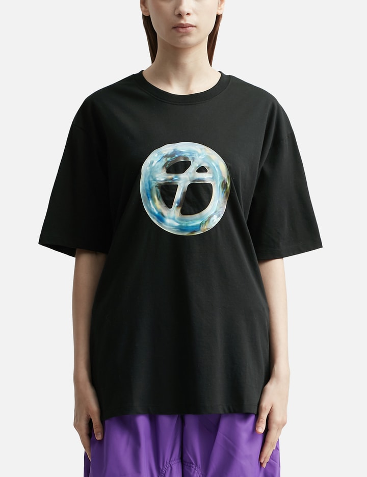 BACK SLIT SYMBOL TEE Placeholder Image