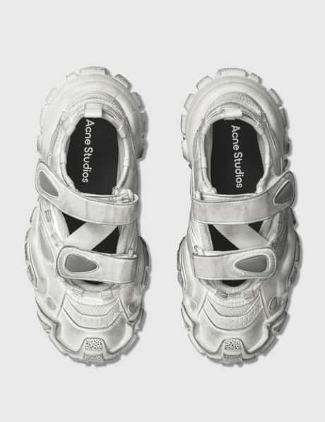アクネ ストゥディオズ - Bolzter Bryz W Tumbled Sneaker | HBX