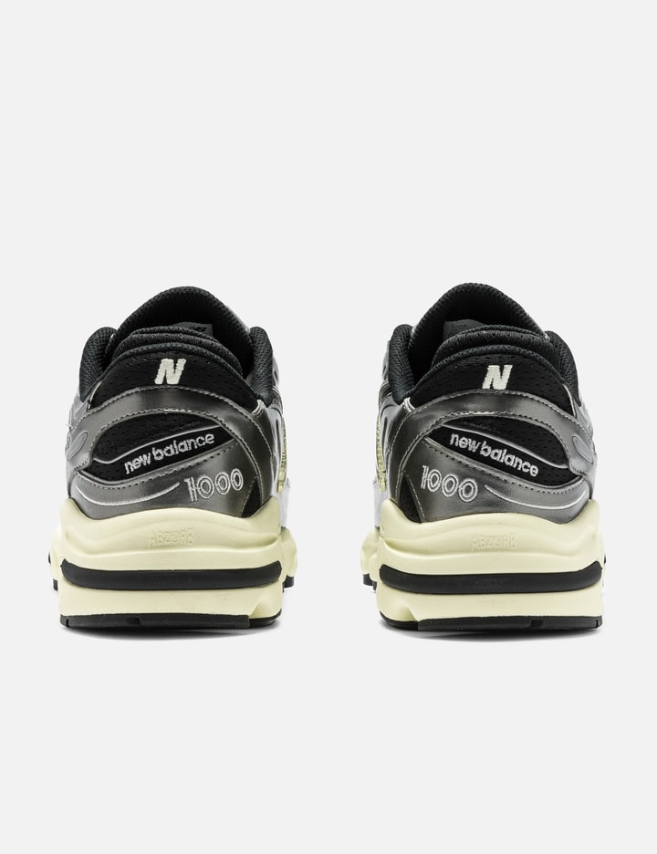 1000 Placeholder Image