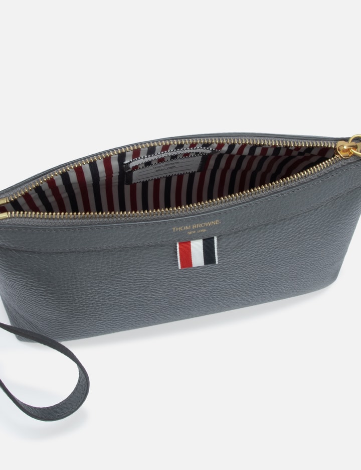 TOILETRY CASE IN SOFT PEBBLE GRAIN LEATHER Placeholder Image