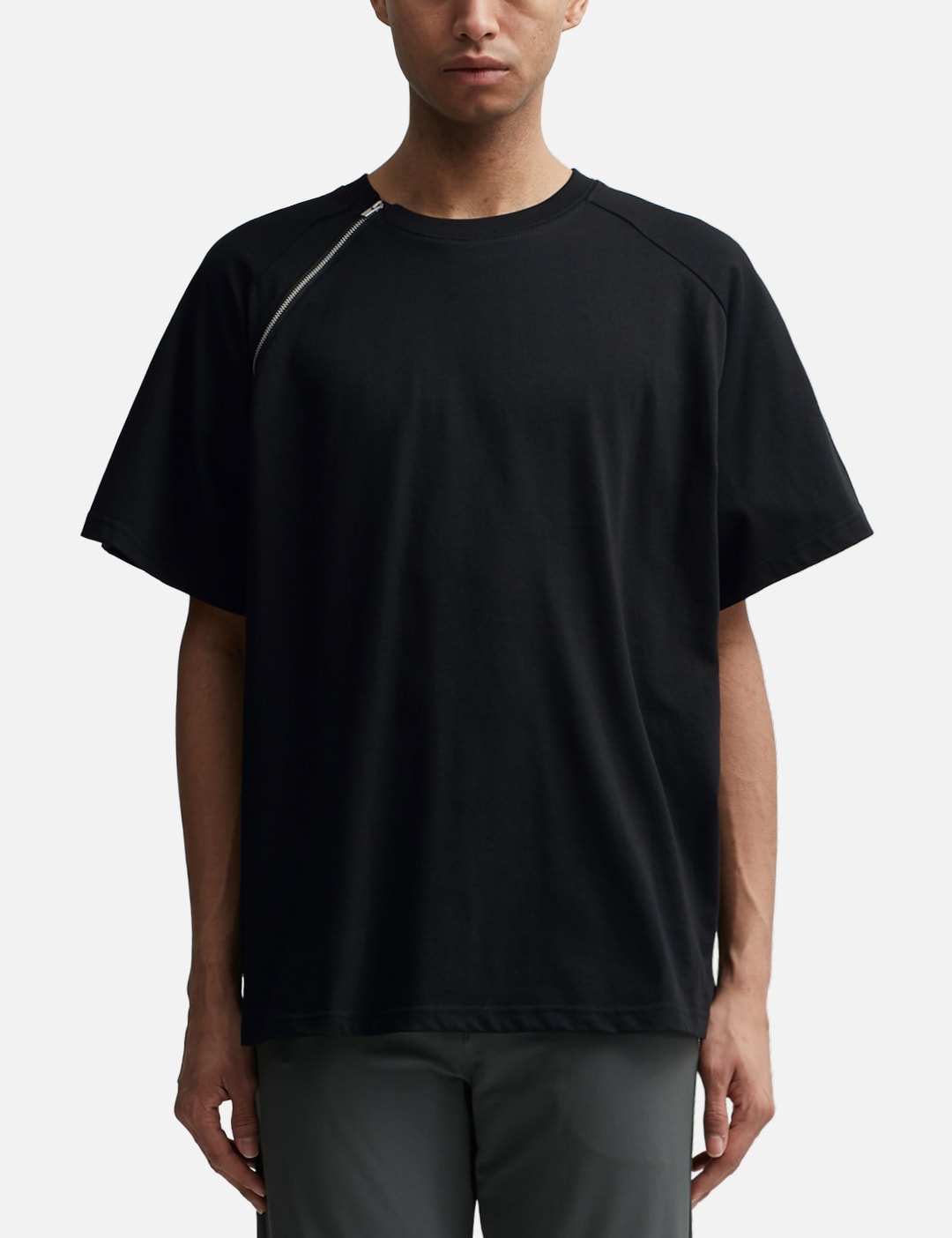 SEQUENCE ZIP T-SHIRT view 18
