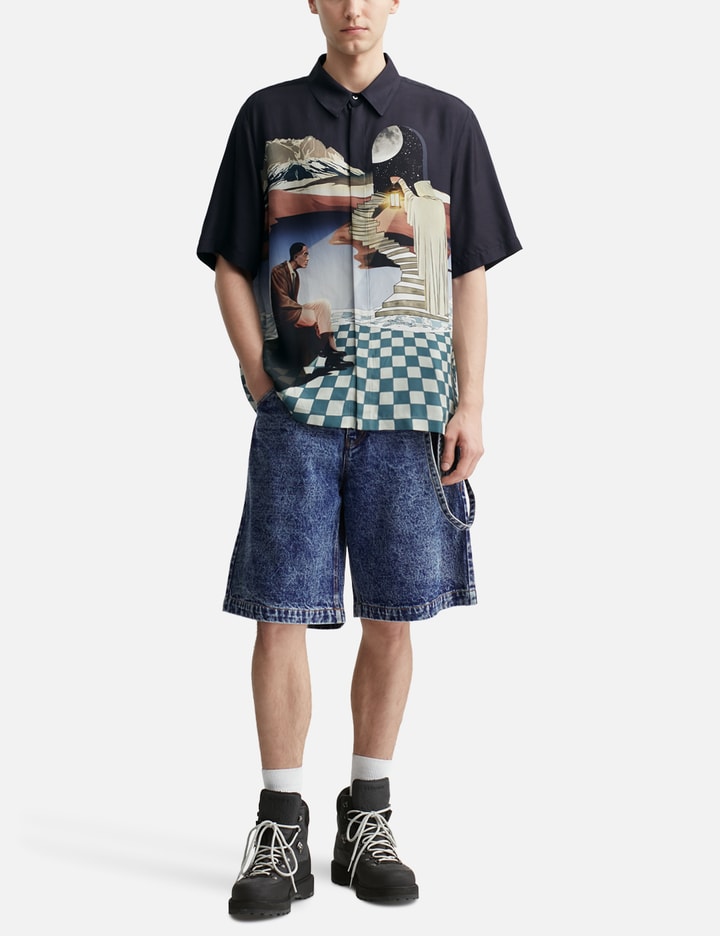 BAGGY SHORTS WITH BELT Placeholder Image