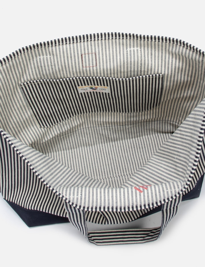 HICKORY TOTE Placeholder Image