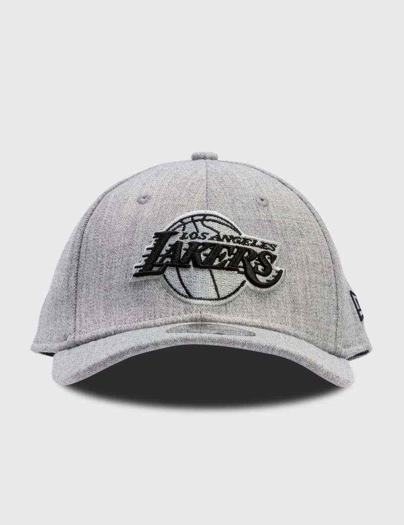 grey lakers hat