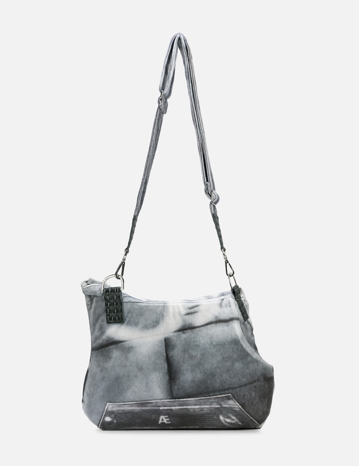 Æ Synctx Crashed Car Bag