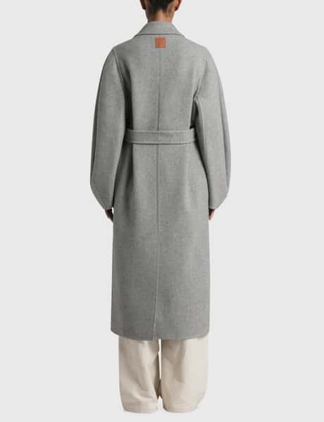 Loewe - サーキュラースリーブ ベルテッド コート | HBX - ハイプ  