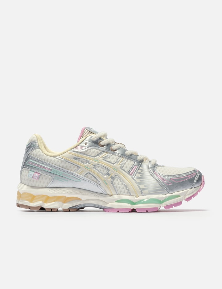 Asics VANDYTHEPINK X ASICS GEL-KAYANO 12.1