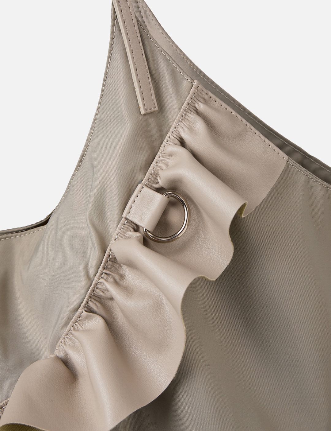 Frill Big Bag In Beige view 14