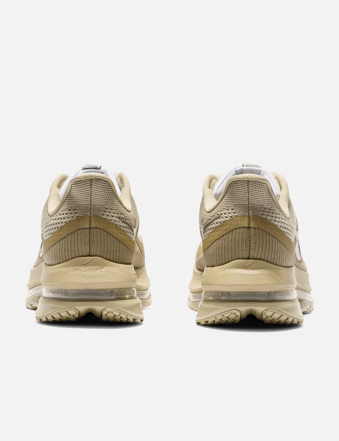Pegasus Premium view 14