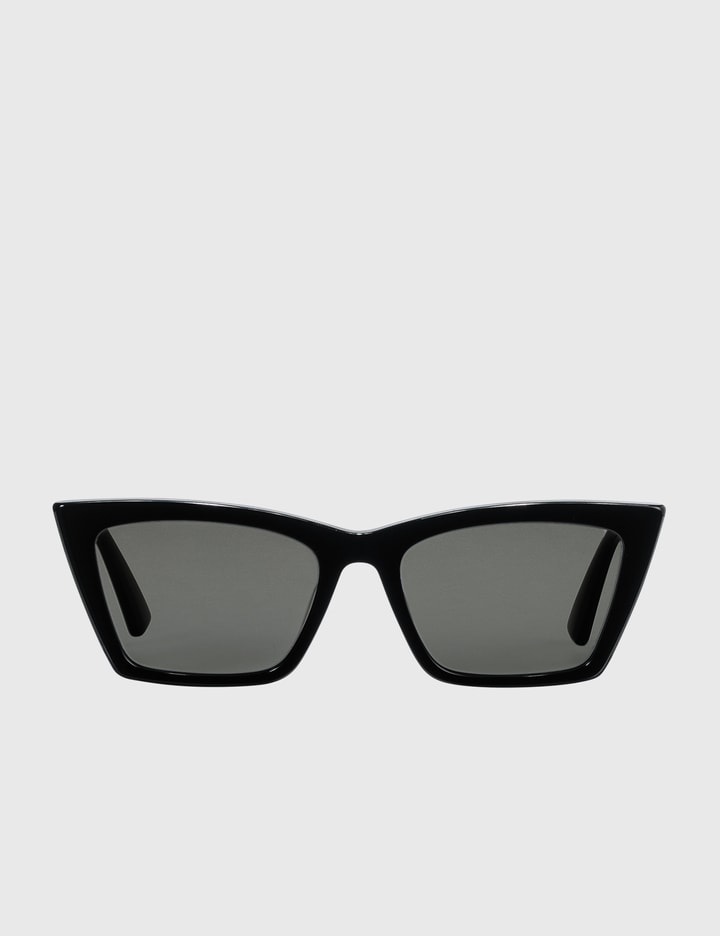 Talin 01 Sunglasses Placeholder Image